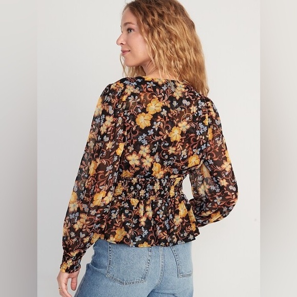 Old Navy V-Neck Smocked Floral Blouse Balloon Sleeve Babydoll Boho Peasant XL - Picture 2 of 15